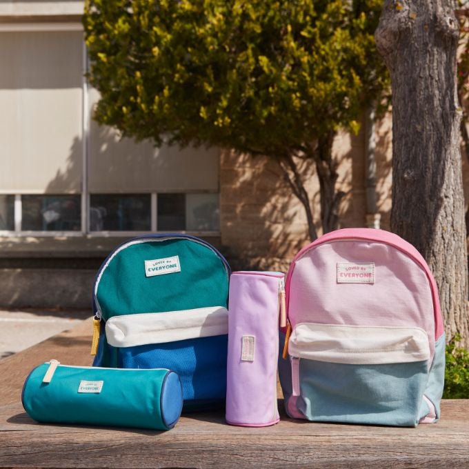 Sac rose, bleu et trousses